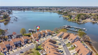 34 Sandie Point Ln, Portsmouth, VA 23701