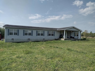 1094 Graysville Rd, Graysville, TN 37338