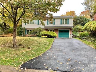 1232 Minnesota Ave, Natrona Heights, PA 15065