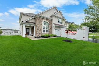 55 Dahlia Ct, Piscataway, NJ 08854