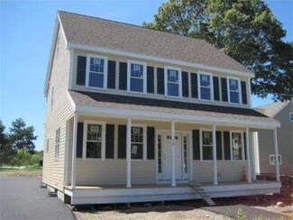 22B Norton St, Hyde Park, MA 02136