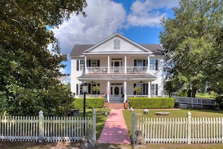 1649 Brogdon Rd, Alcolu, SC 29001