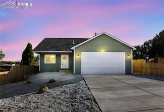 1510 Grenadillo St, Pueblo, CO 81001