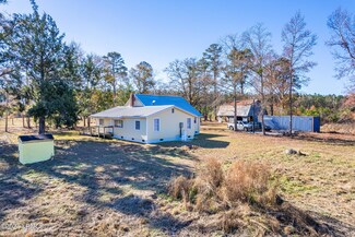 248 Maple Dr, Fairfax, SC 29827