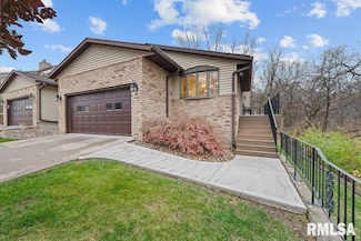 880 47th Ave Unit 2, East Moline, IL 61244