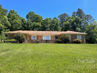 100 Old Mine Rd, Mount Holly, NC 28120