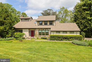 5231 Arctic Cir, Emmaus, PA 18049