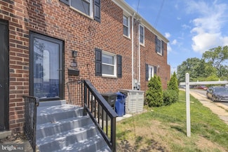 46 Ancell St, Alexandria, VA 22305