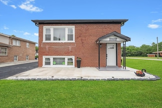 2308 W 157th St, Harvey, IL 60426