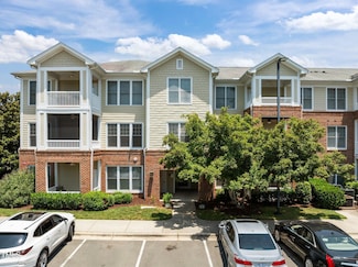 933 Portstewart Dr Unit 933, Cary, NC 27519