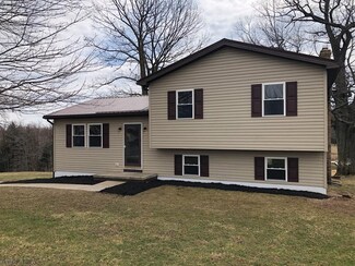 213 Criste Rd, Loretto, PA 15940