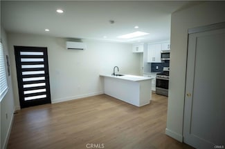 20807 1/2 Gault St, Los Angeles, CA 91306