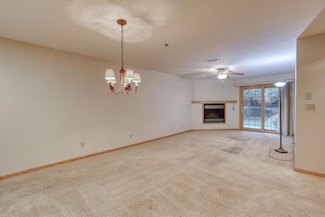 18275 Brookfield Lake Dr Unit 93, Brookfield, WI 53045