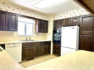 209 N 500 W, Vernal, UT 84078