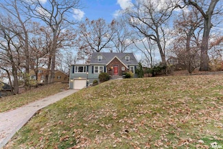 2019 11th Street Place, East Moline, IL 61244