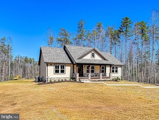 2143 Peach Grove Rd, Louisa, VA 23093
