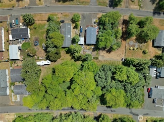 576 Chenois Ave NE, Ocean Shores, WA 98569