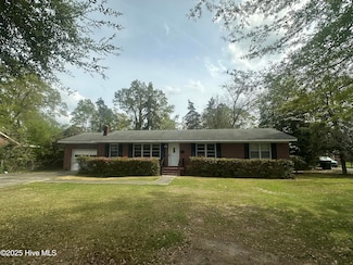 321 Midland Way, Laurinburg, NC 28352