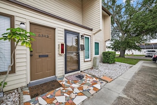 6343 23rd St N, Saint Petersburg, FL 33702