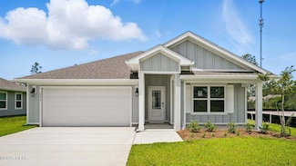 293 Cades Ct, Port St. Joe, FL 32456