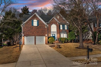 11911 Farnborough Rd, Huntersville, NC 28078