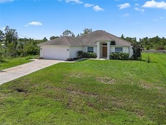 2811 44th St W, Lehigh Acres, FL 33971
