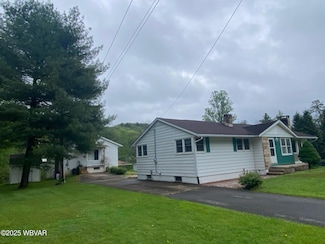 1320 Park Ave, Lock Haven, PA 17745