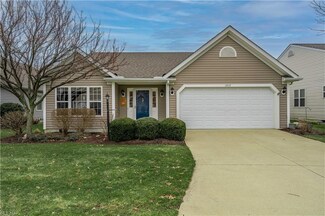 1417 Hollow Wood Ln, Avon, OH 44011