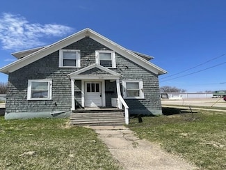 200 S Peach Ave, Marshfield, WI 54449
