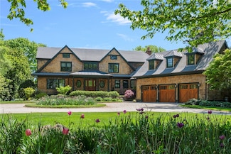 136 Adams Point Rd, Barrington, RI 02806