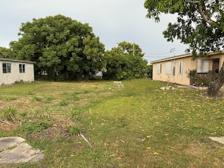 220 NW 12th Ave, South Bay, FL 33493