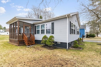 105 Miner St, Canton, NY 13617
