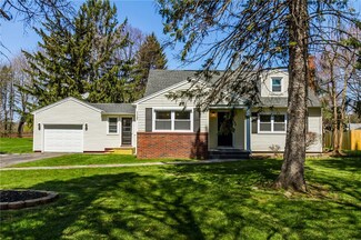 117 Bay View Rd, Rochester, NY 14609