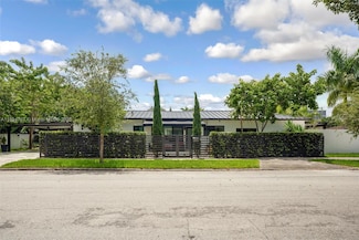 2484 SW 25th St, Miami, FL 33133