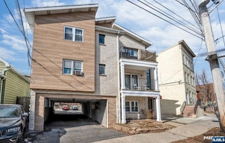 349 Gorge Rd, Cliffside Park, NJ 07010