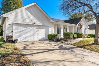 3924 Secretariat Dr, Florissant, MO 63034