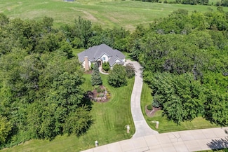 2469 Cattail Ridge, Muscatine, IA 52761