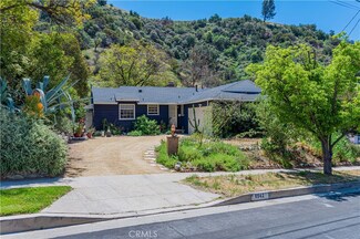 9942 Roscoe Blvd, Sun Valley, CA 91352