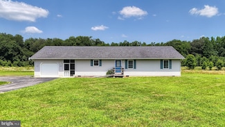 240 Daughters Ln, Hartly, DE 19953