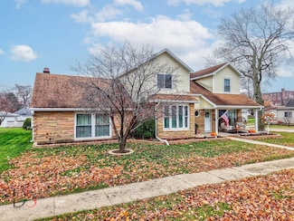 204 N Woodland Ave, Oglesby, IL 61348