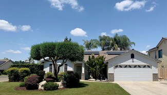 730 W Russell Ave, Visalia, CA 93277