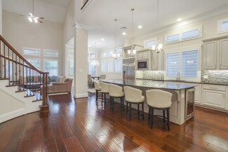 290 Sonoma Ct, Conroe, TX 77384