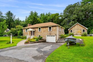 19 Forrest Rd, Topsfield, MA 01983