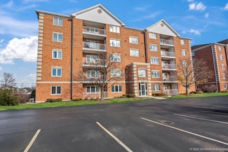 5520 W 115th St Unit 101, Oak Lawn, IL 60453