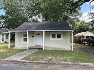 111 Thweatt St, Andalusia, AL 36420