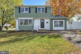 323 Edgewood Ave, Lansdale, PA 19446