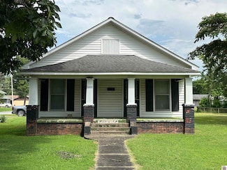 3102 Schneidman Rd, Paducah, KY 42003
