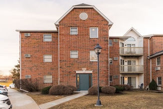 1375 Cunat Ct Unit 3C, Lake In the Hills, IL 60156