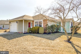 9 Adner Dr, Mount Laurel, NJ 08054