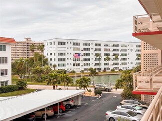 3114 59th St S Unit 308, Gulfport, FL 33707